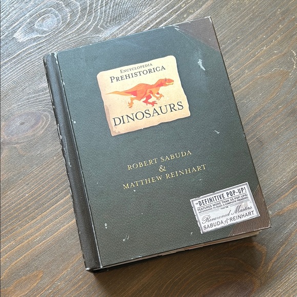 Dinosaurs Pop-Up Book - Picture 2 of 10